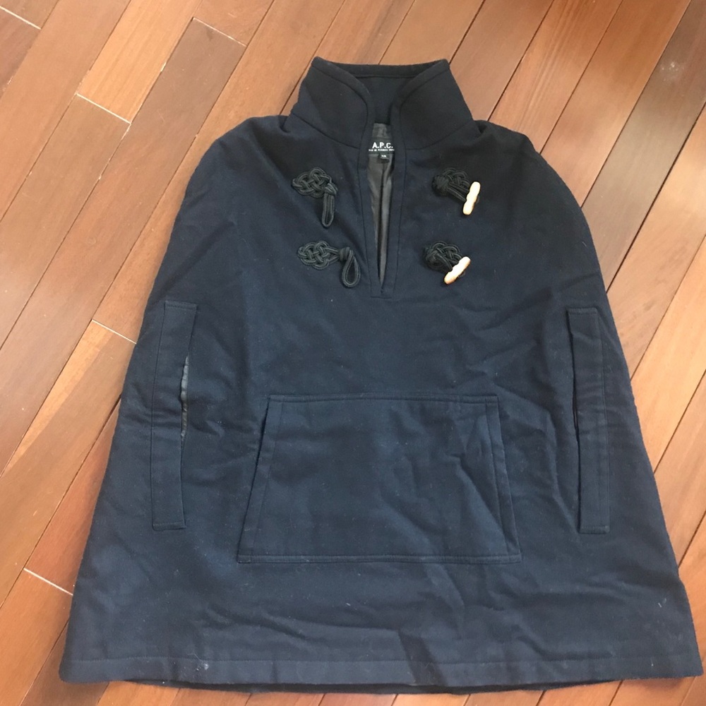 Apc Toggle Cape - image 3